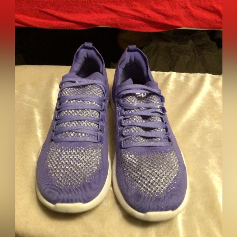APL- Athletic Propulsion  Lab  Sneakers SZ 11